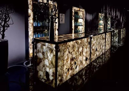 2023 Embracing Semi-Precious Stones in Premium Interiors 4 SemiPreciousNaturalSmokyQuaE